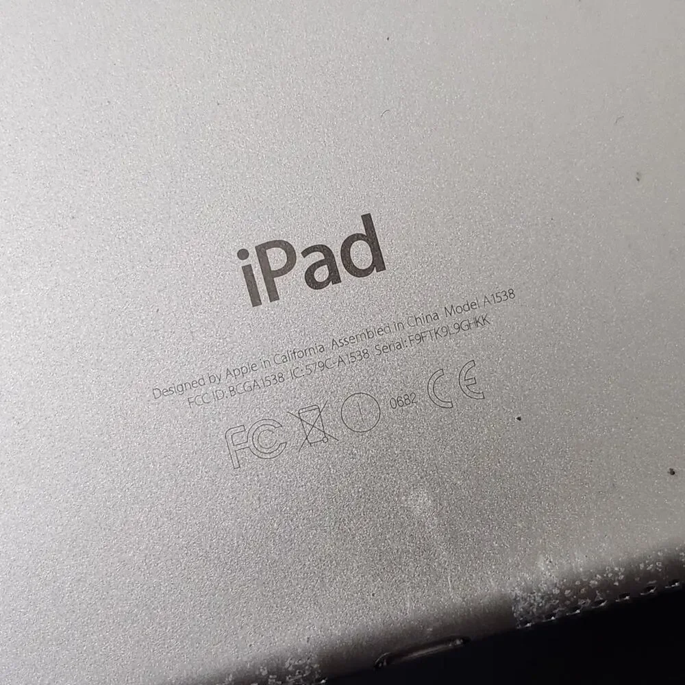 Unlocked Apple iPad mini 4 128GB Silver 7.9